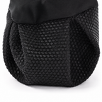 Bottes à bretelles La Grenouillère pour chien, coloris Noir, Maison Pattounes, vue 6 : détail de la semelle texturée
