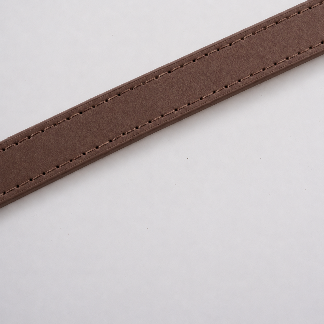 L'Attache — Laisse en cuir Marron