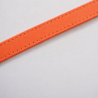 L'Attache — Laisse en cuir Orange
